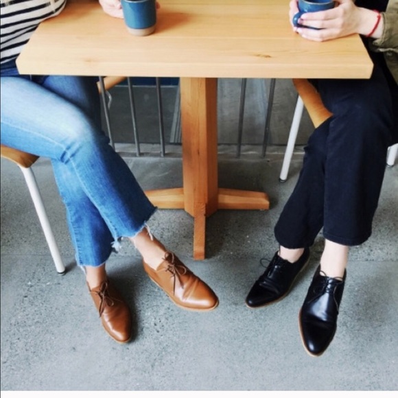 everlane modern oxford black